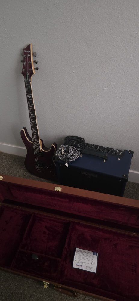 Schecter Oman 6 | Boss Amp | with case