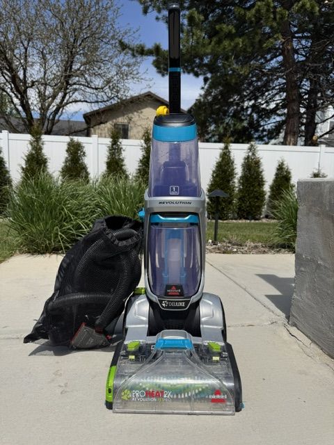 BISSELL ProHeat 2X Revolution Pet Pro Carpet Cleaner – Good Condition, All Parts Included