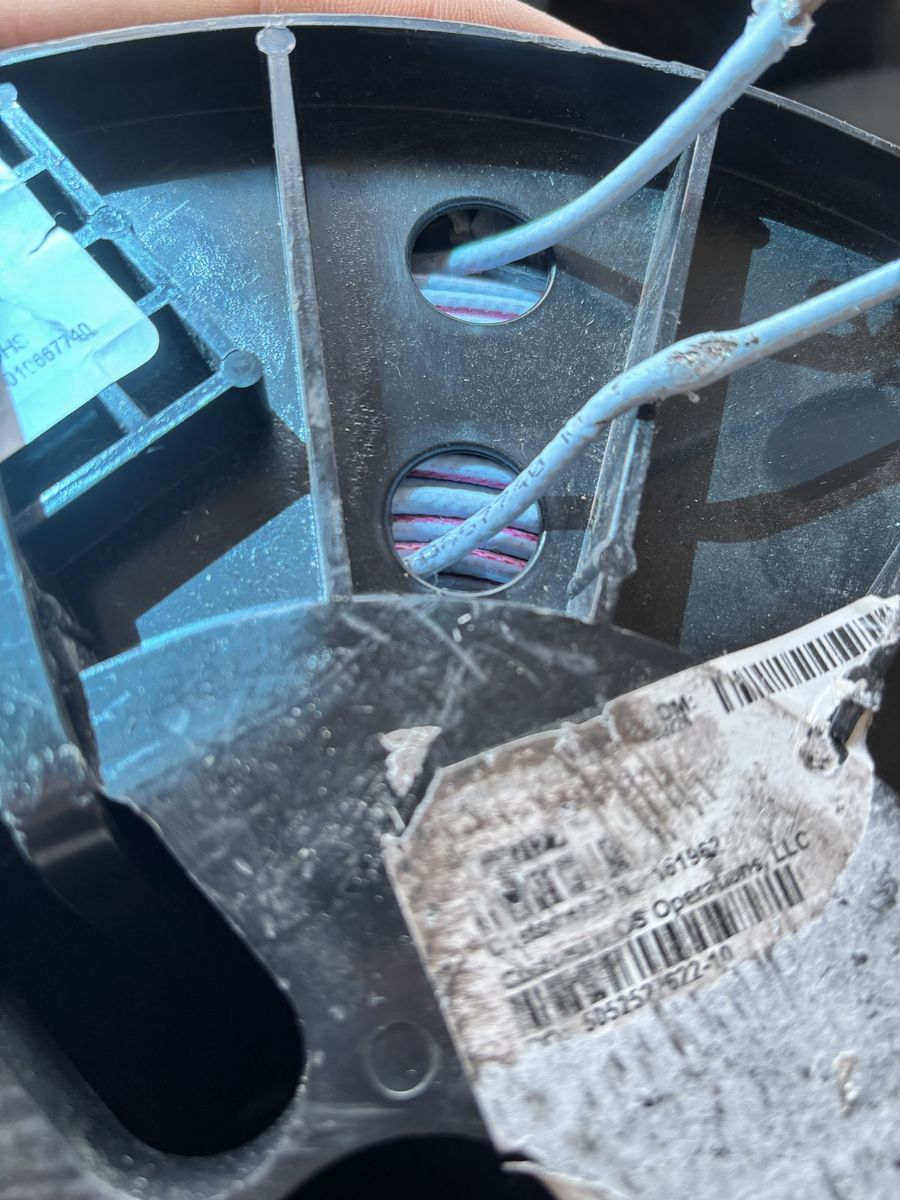Main image 3