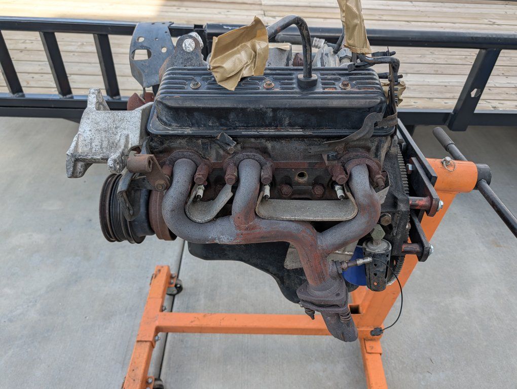 Fuel Injected 4.3L V6 Engine with extras