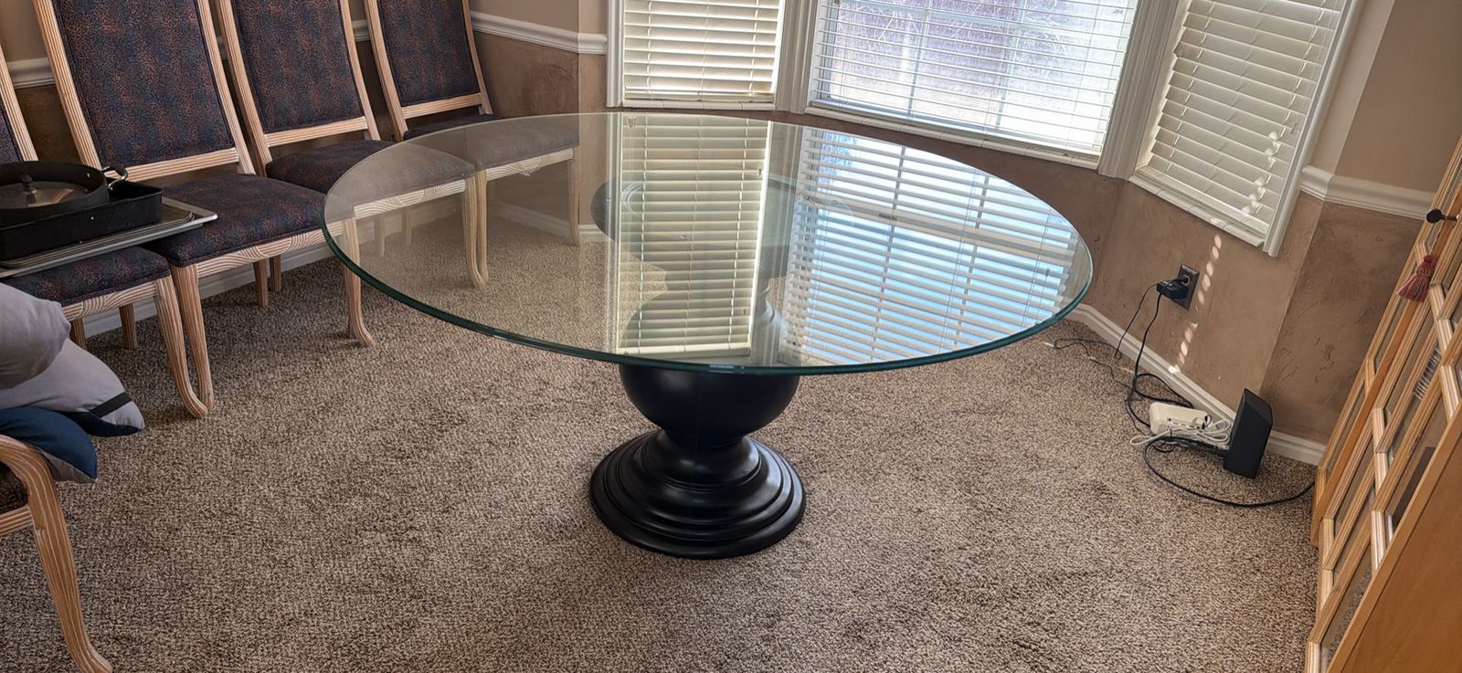 Modern Glass Dining Table - Excellent Condition (RC Willey)