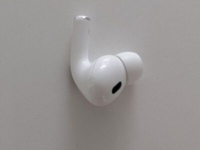 Apple Air Pod Pro 2 (Right Side)