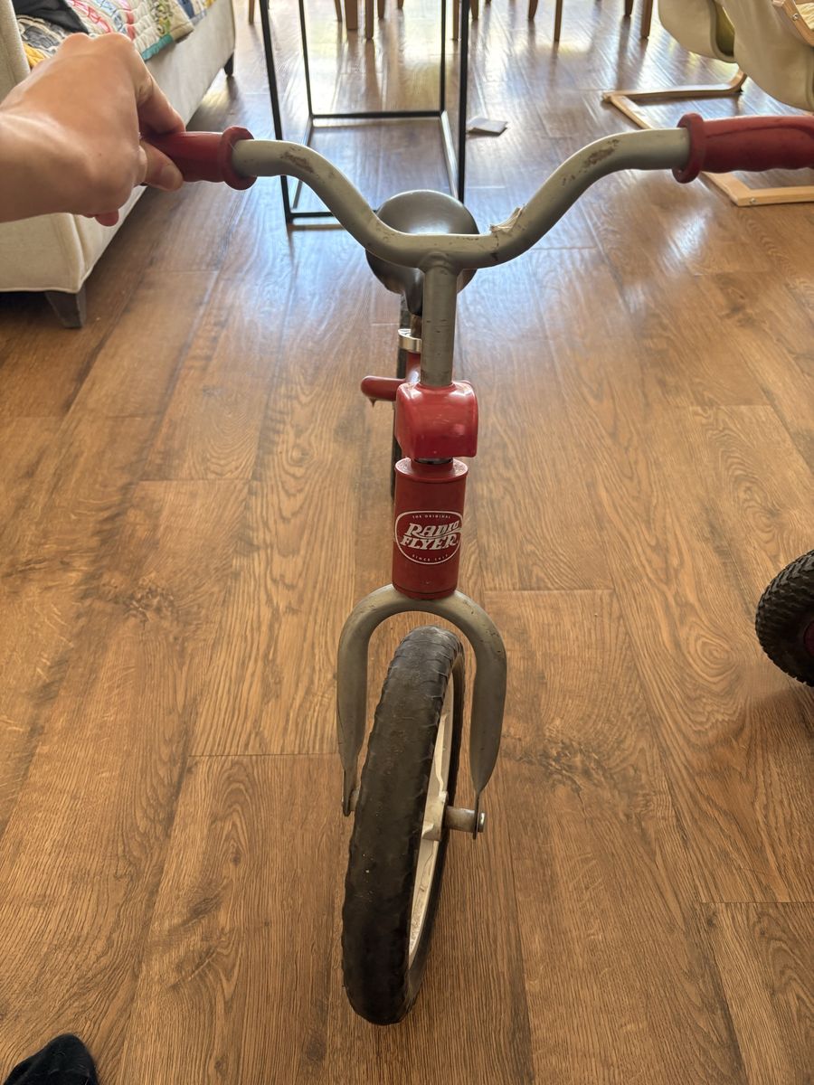 Radio Flyer Glide & Go Balance Bike Red Training Toddler Bicycle