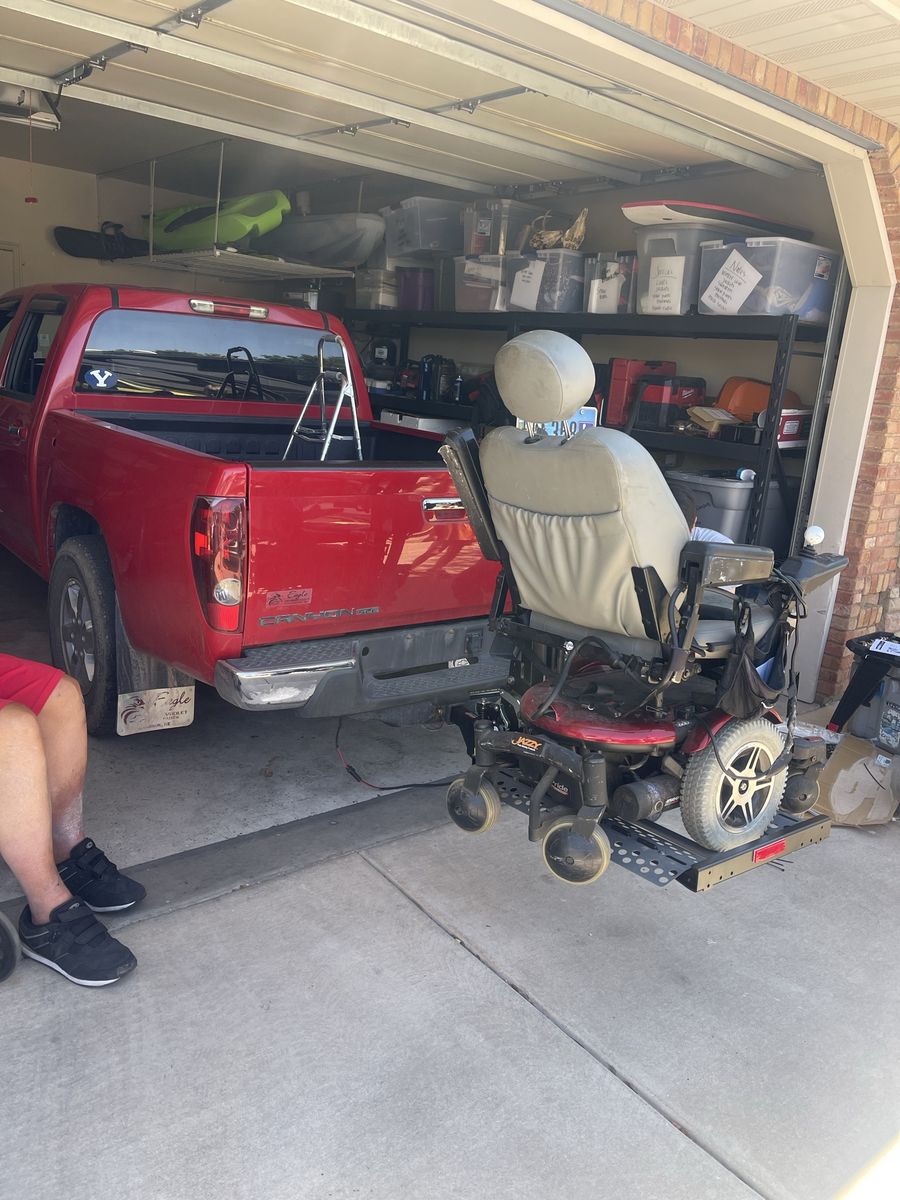 Wheelchair lift for truck