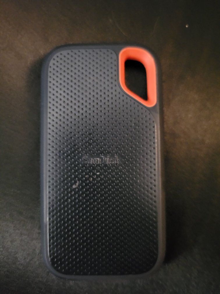 SanDisk Extreme Portable SSD External Solid State Drive - 1 TB