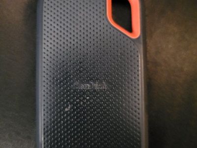 SanDisk Extreme Portable SSD External Solid State Drive - 1 TB