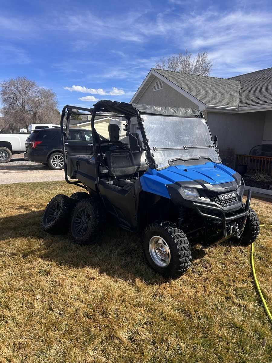 Honda pioneer