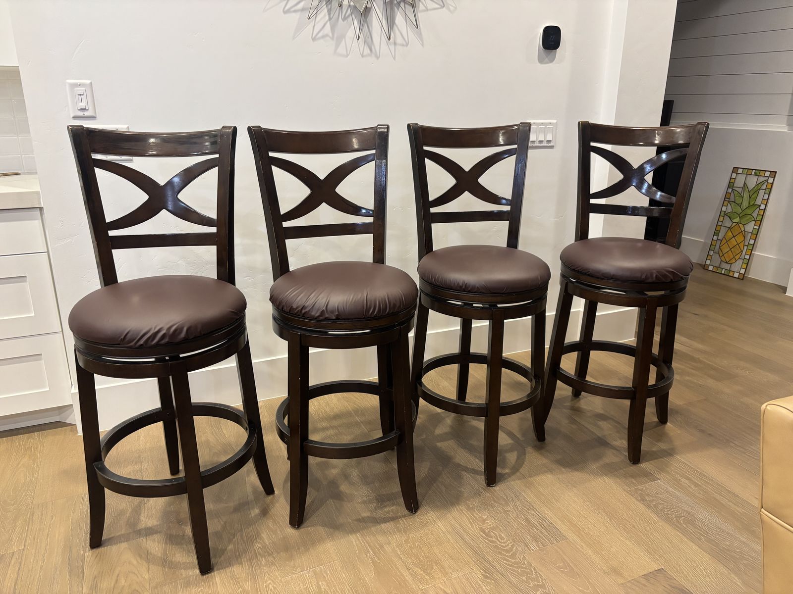 Set of 4 Swivel Bar Stools Dark Wood