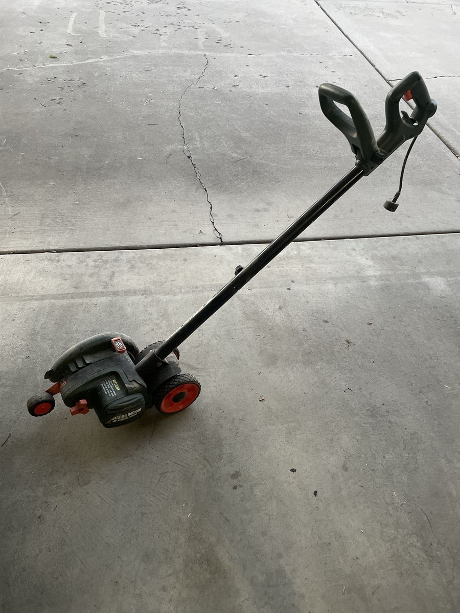 BLACK+DECKER Edge Hog Electric Lawn Edger & Landscape Trencher