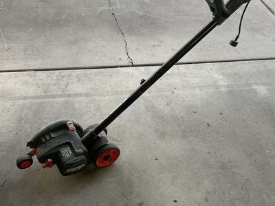 BLACK+DECKER Edge Hog Electric Lawn Edger & Landscape Trencher