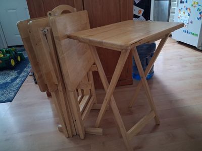 TV Dinner Tables