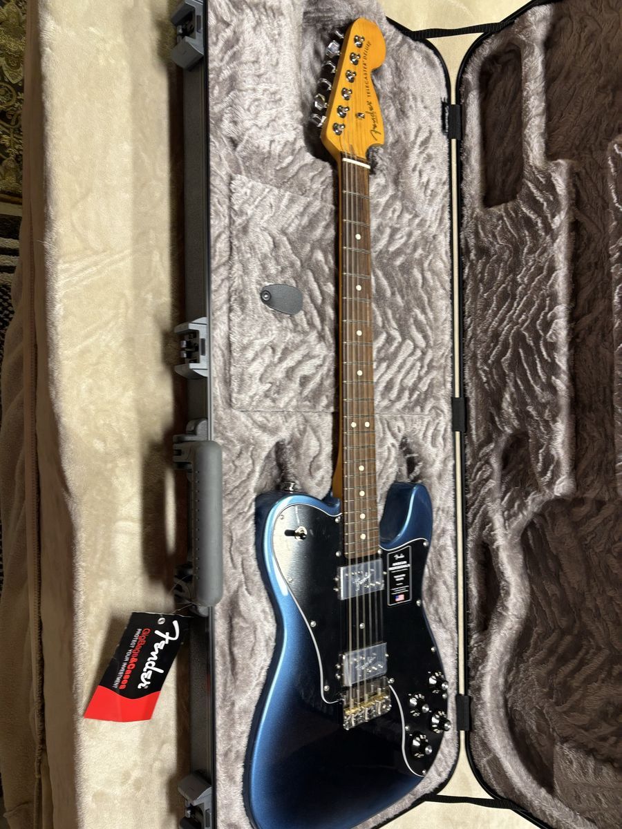 Fender American Professional II Telecaster Deluxe - Dark Night with Rosewood Fingerboard