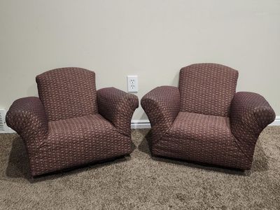 VINTAGE MID CENTURY MODERN CHILDREN'S MATCHING PAIR OF ROCKING CHAIRS WOODEN BASE SOLID & STURDY