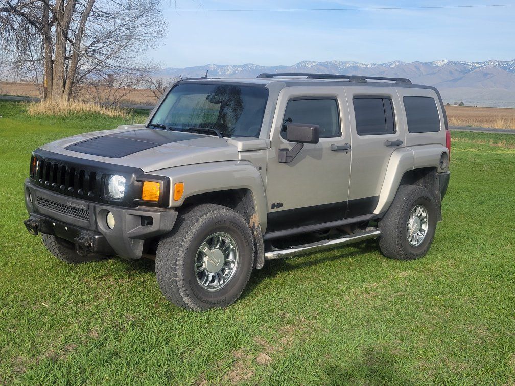 2007 Hummer H3 Base