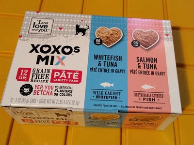 XOXOS MIx CAT FOOD