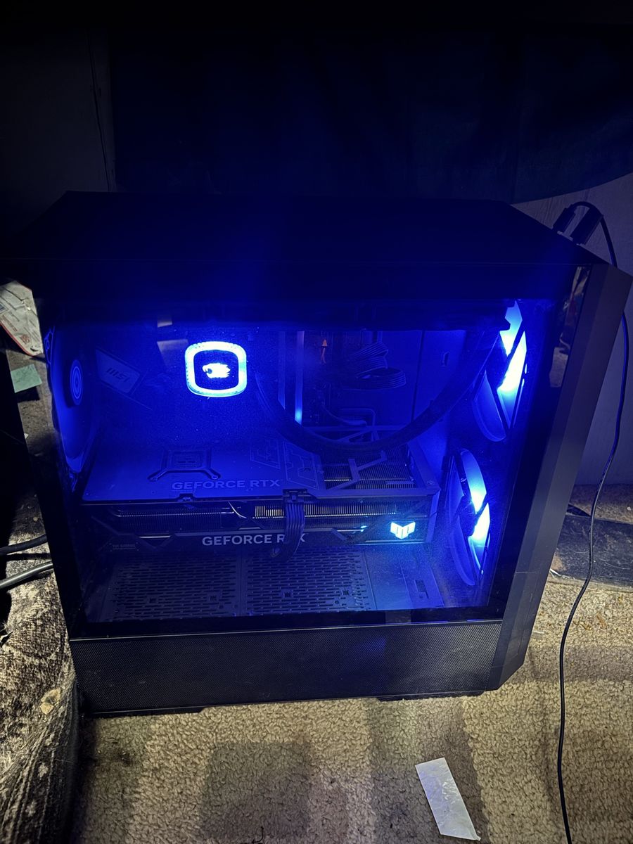 Custom Gaming PC - NVIDIA RTX 4080, AMD Ryzen 7 7800 X3D - Like New