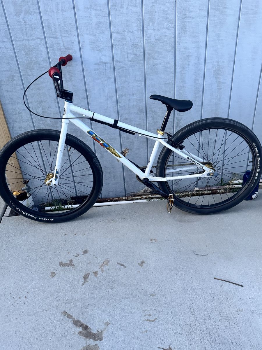 2016 26”GT BMX