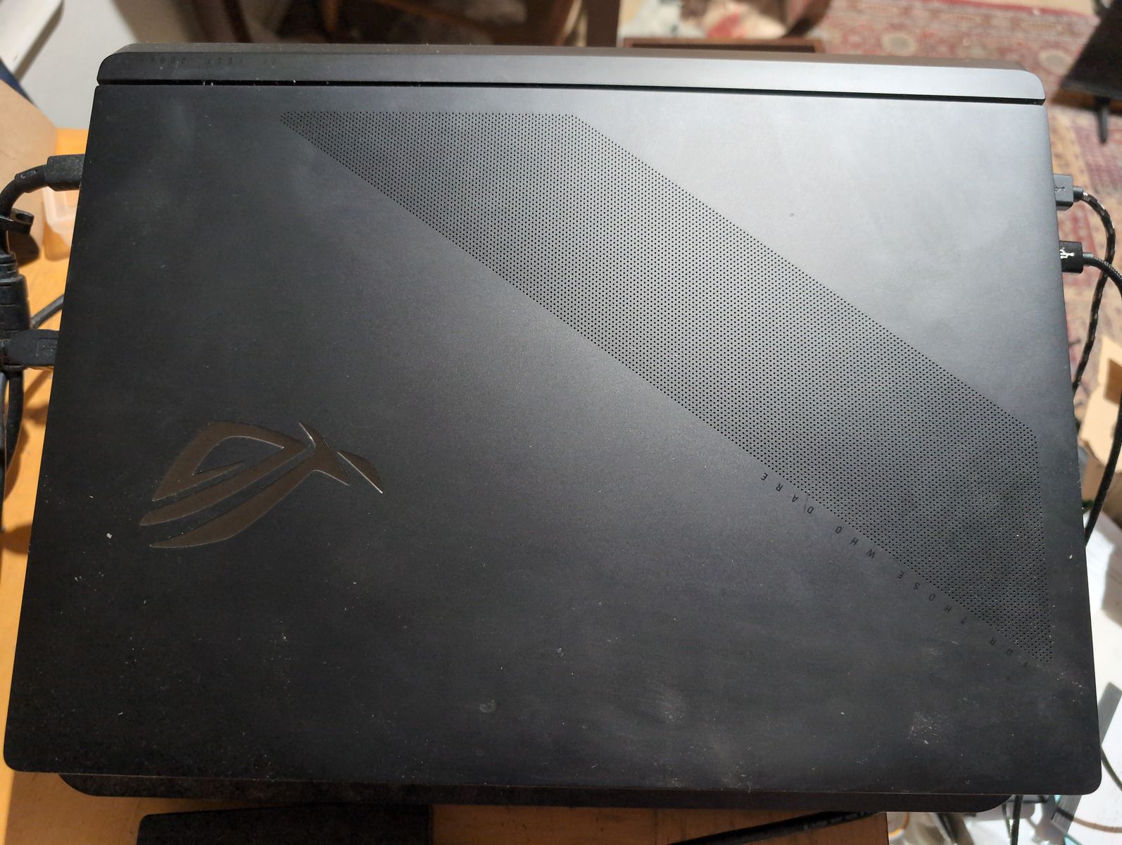 Main image 3