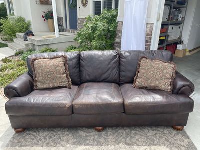 Spacious Brown Leather Sofa - 3-Seater Couch with Decorative Pillows - UsedGood Condition