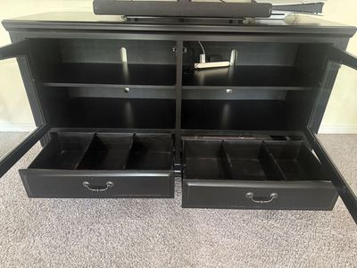 Black tV Entertainment Center