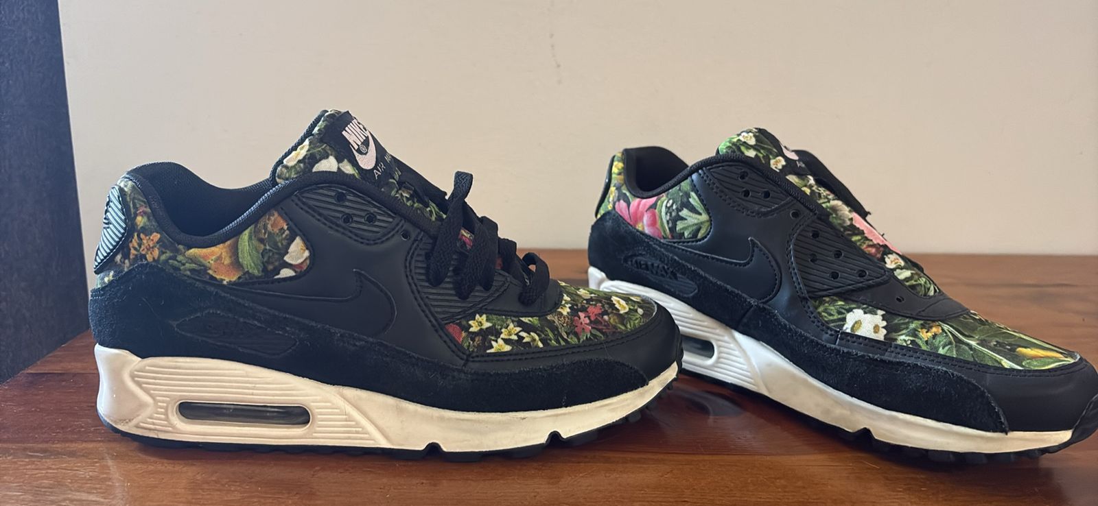 Nike Air Max 90 Spring Garden Women's Sneakers Size 8.5
