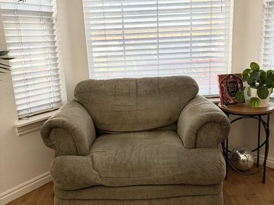 Free Comfy Chair
