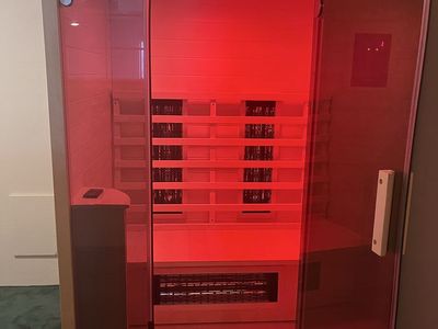 2-Person Infrared Sauna - Low EMF, Bluetooth, Chromotherapy. High Tech Health