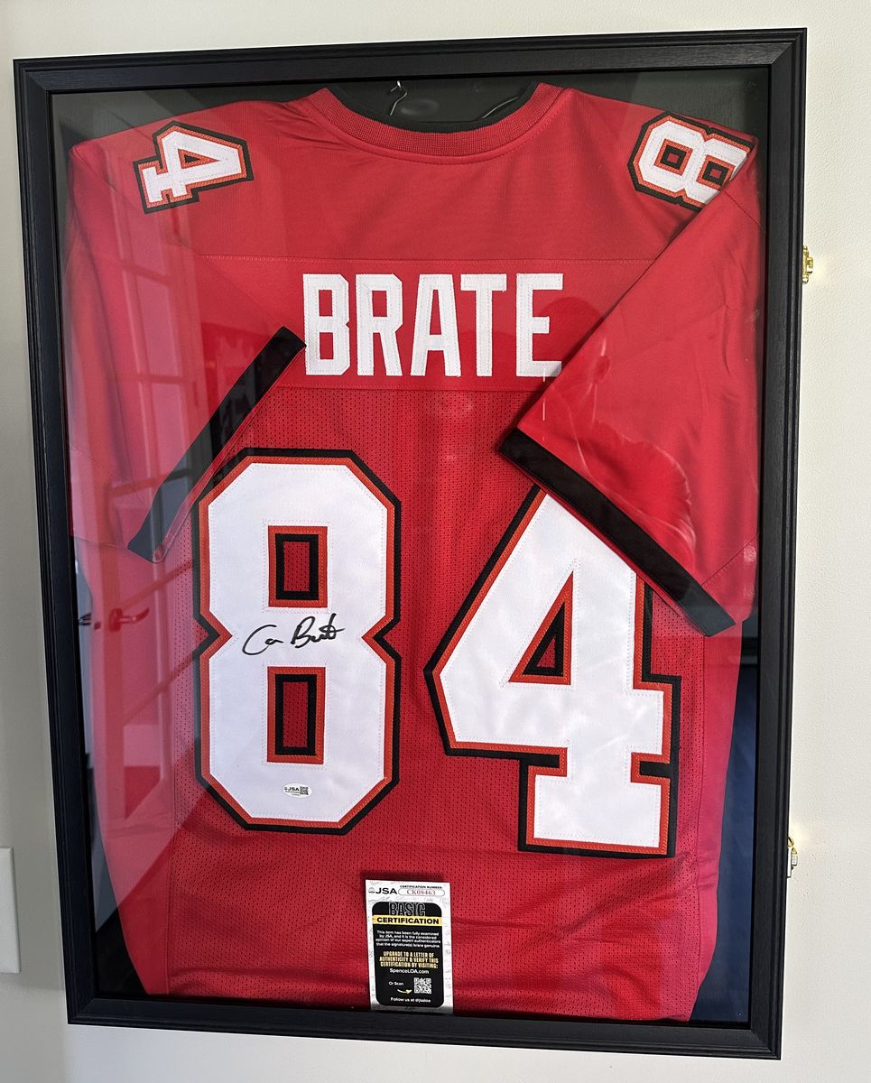 Cameron Brate Signed Buccaneers Jersey JSA Certified