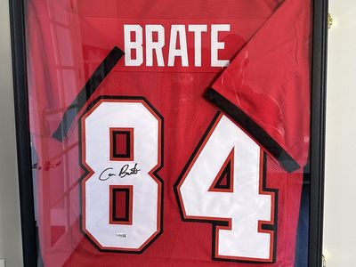 Cameron Brate Signed Buccaneers Jersey JSA Certified