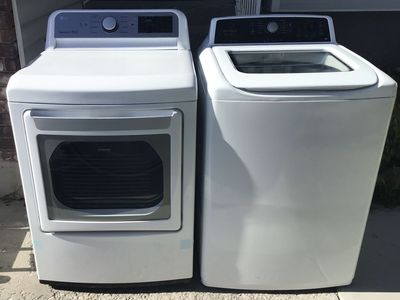 TOP OF THE LINE LG DRYER FRIGIDAIRE WASHER LIKE NEW. INCLUDES FREE DELIVERY