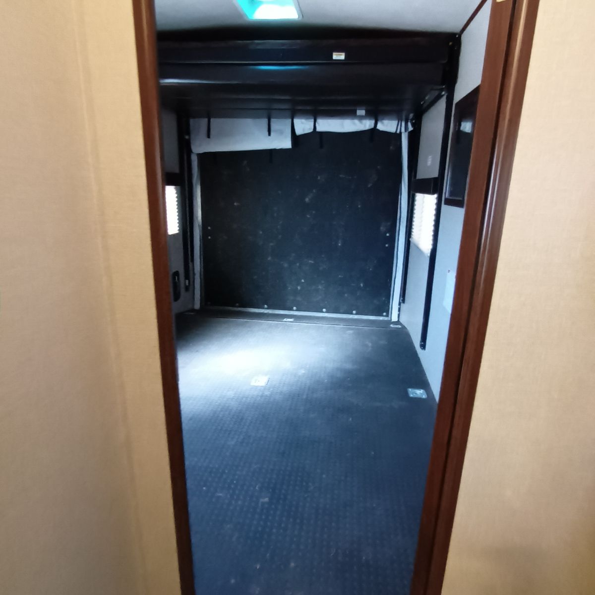 Main image 29