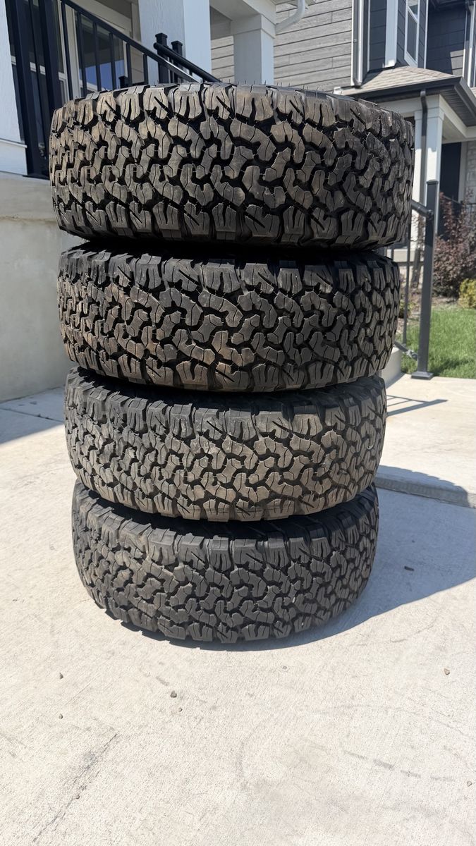 31/10.50R15 Bfgoodrich Ko2 Load C Almost new