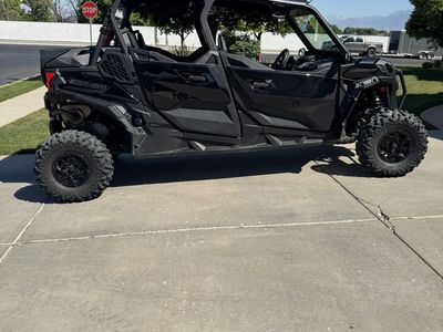 2022 Can-Am Maverick sport max 1000r DPS.