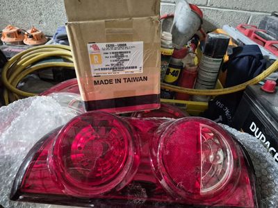 2007 - 2009 Dodge Ram 1500 2500 3500 Passenger Taillight