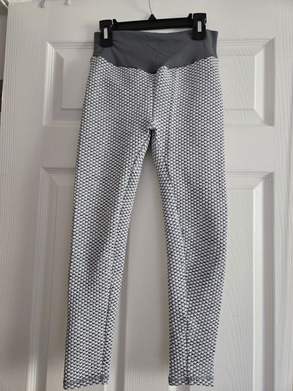 KOR Gray and White Textured Anti-Cellulite Leggings, Size M