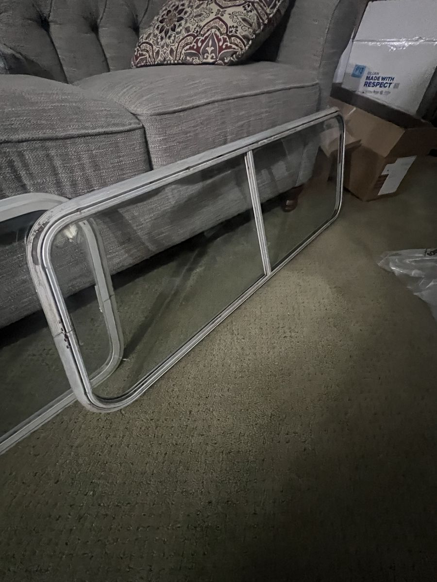International Harvester Scout 800 Deluxe Rear Sliding Windows - Vintage Auto Parts