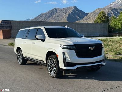 2023 Cadillac Escalade ESV Sport Platinum