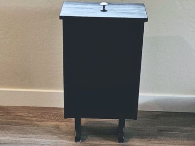 Decor Display/Side Table