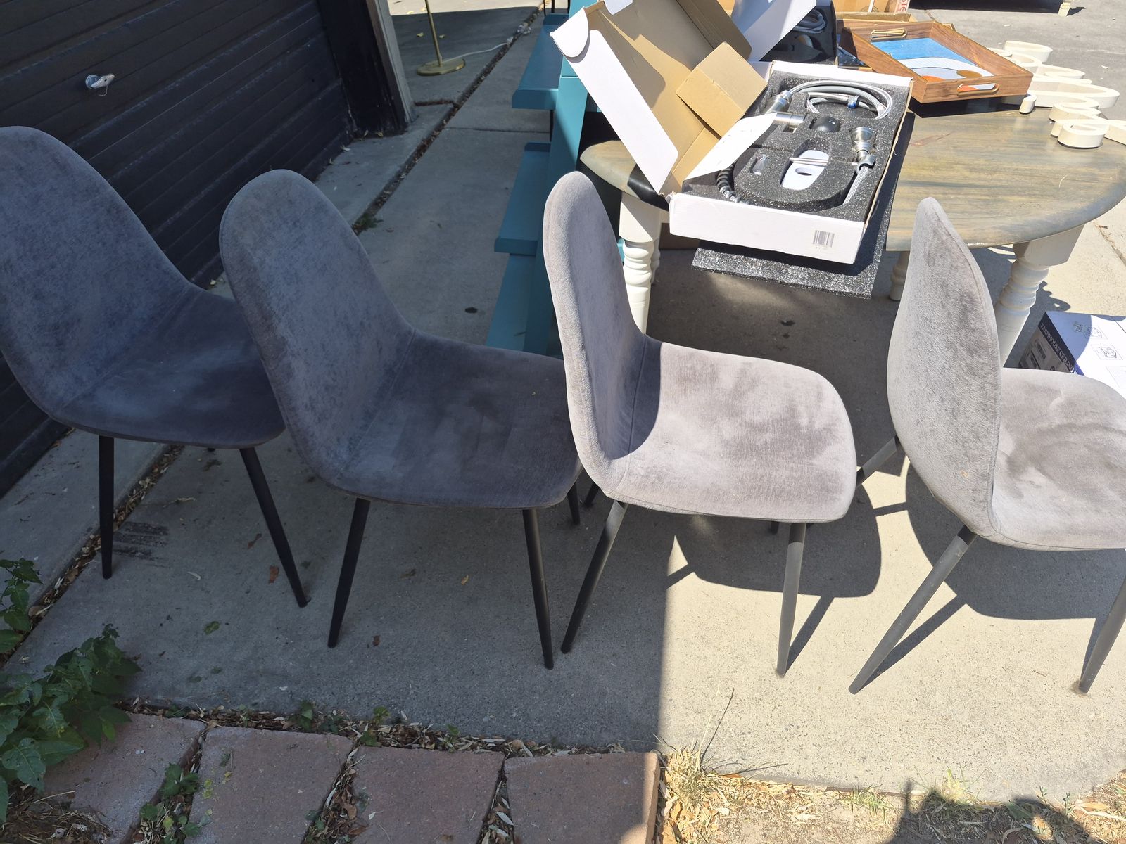 Set of 4 dark Grey bucket chairs