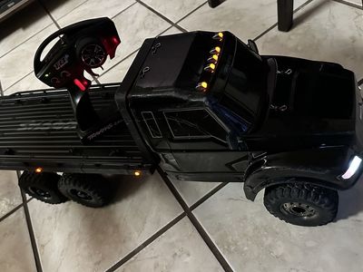 Traxxas TRX6 6X6 Hauler With Fully Functional LED Kit