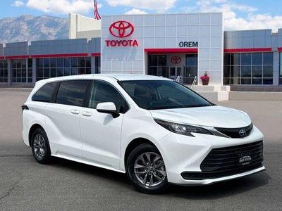 2024 Toyota Sienna LE 8-Passenger