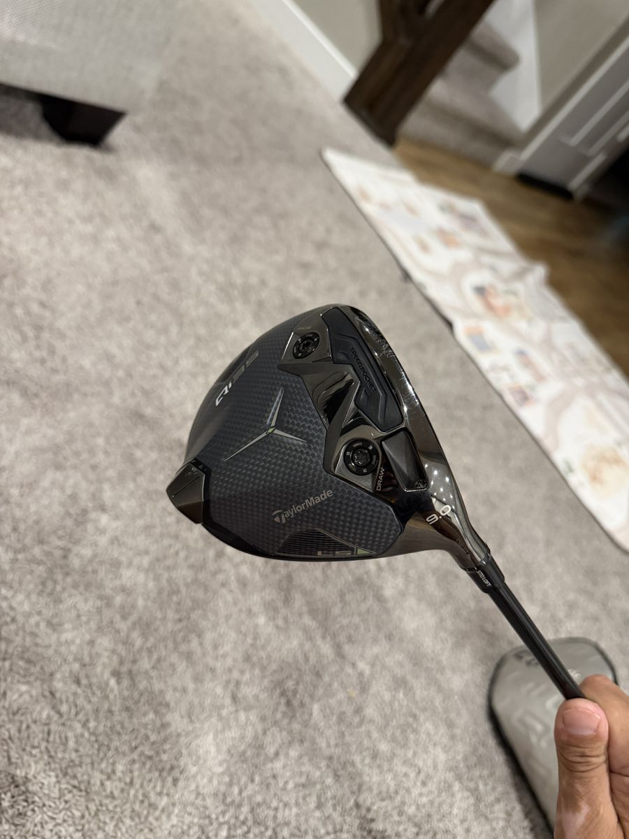 Taylormade Qi35 Driver