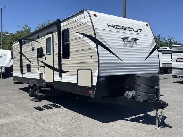 2019 Keystone Hideout 26LHSWE