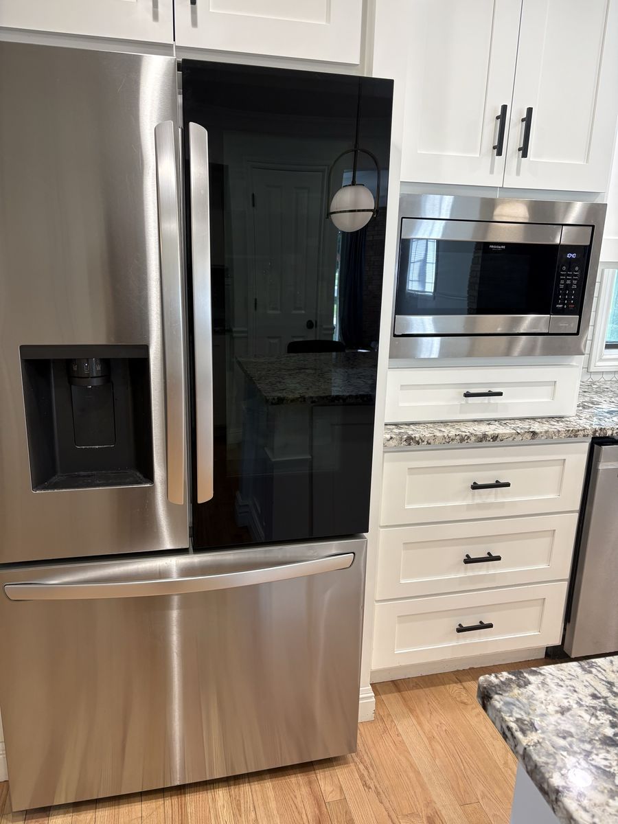 Beautiful COMPLETE KITCHEN For Sale