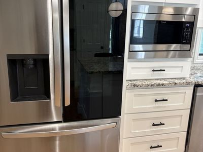 Beautiful COMPLETE KITCHEN For Sale