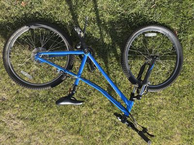 Specialized Hotrock 24-inch Kids' Mountain Bike - Blue