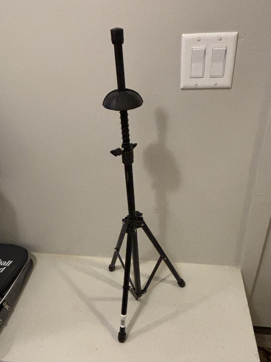 Titan Trombone Stand - Black Folding Tripod Stand