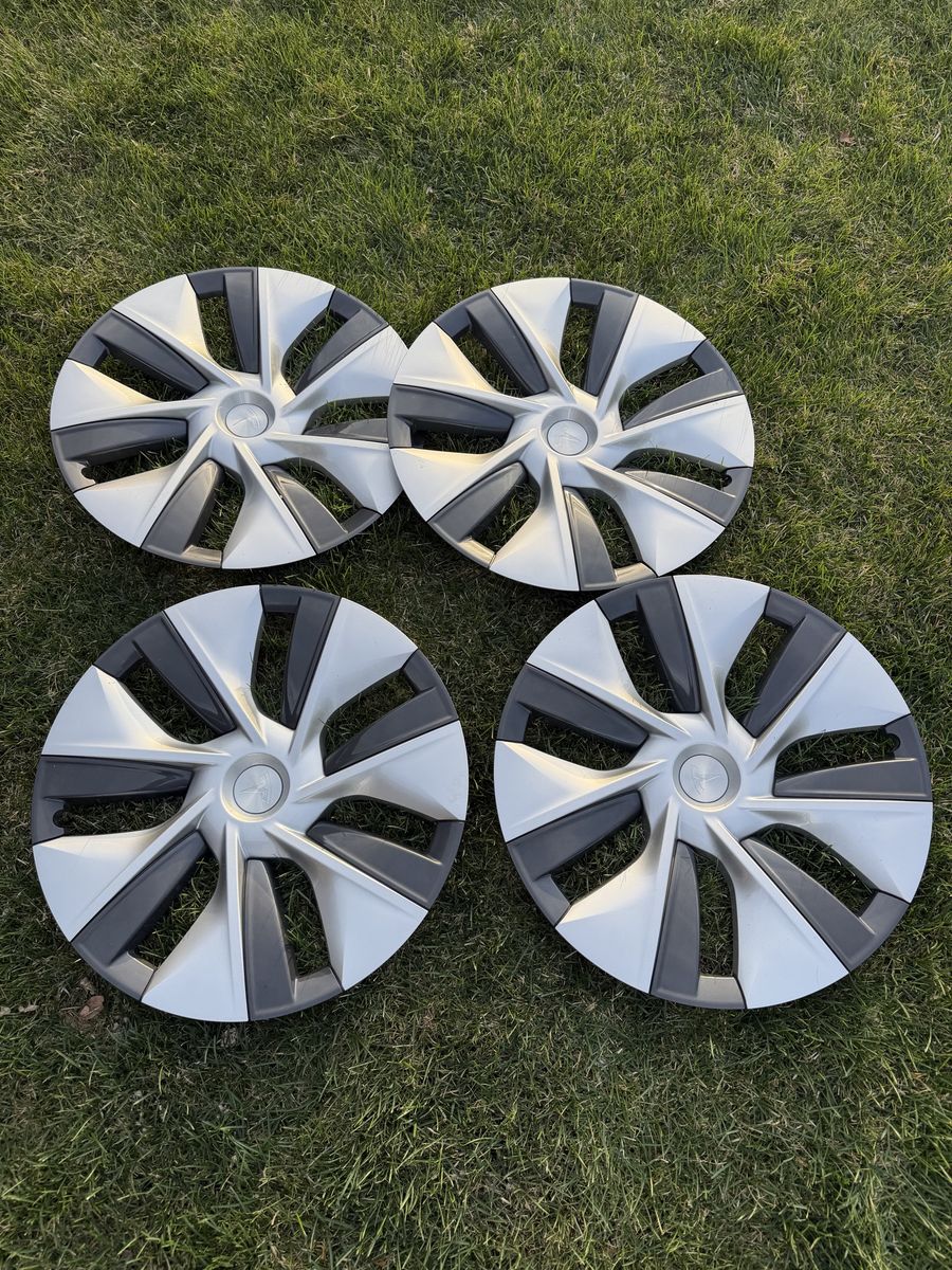 Tesla Model Y 19" Gemini Wheel Covers Caps