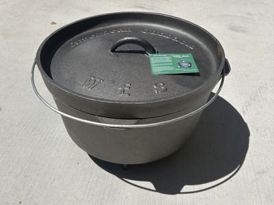 New American Outback WFS Cast Iron Camp Dutch Oven with Lid and Bail Handle 12”