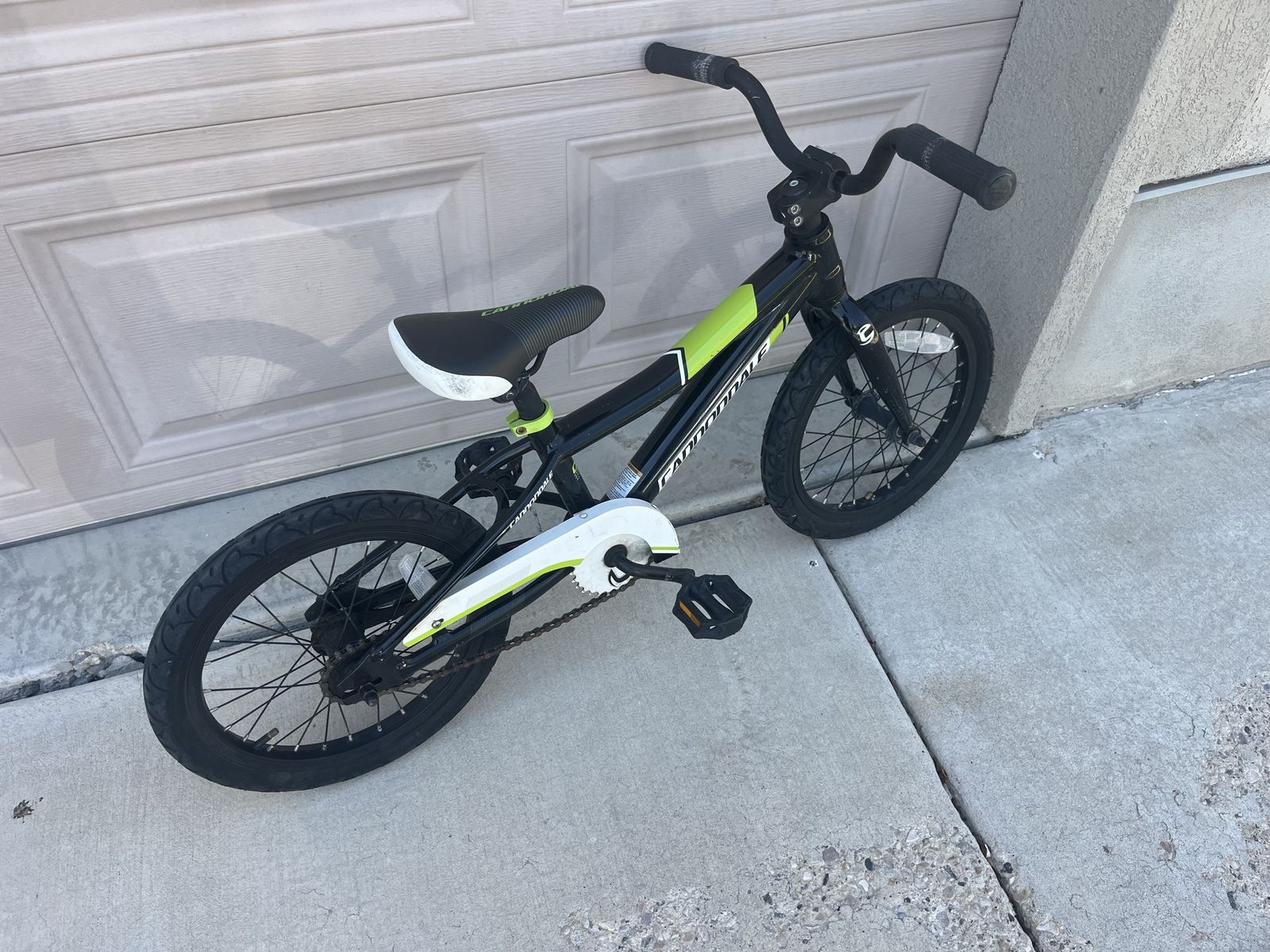 Cannondale Trail 16 inch tires, single speed